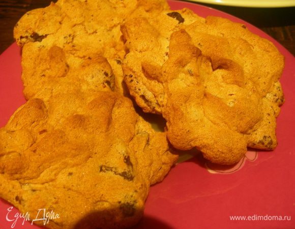 Остужаем на решетке. Можно присыпать сахарной пудрой. Храним в контейнере. Приятного аппетита))

