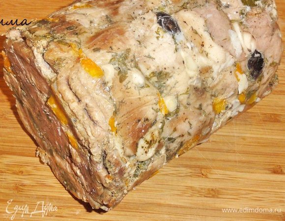 Затем остудила и убрала в холодильник на всю ночь. А утром достала из формы.