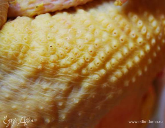 Лучше,конечно, домашнюю. Она желтенькая и настоящая.:)