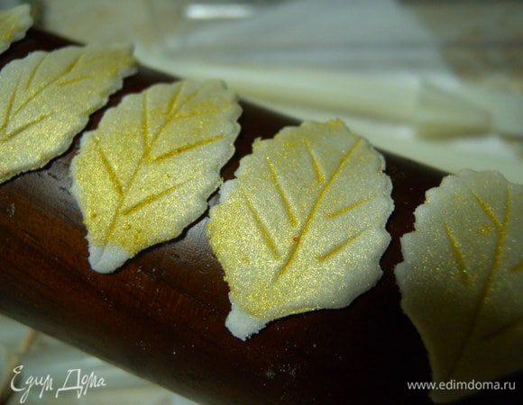 22. ... а на торт я использовала "Золотые пески".)