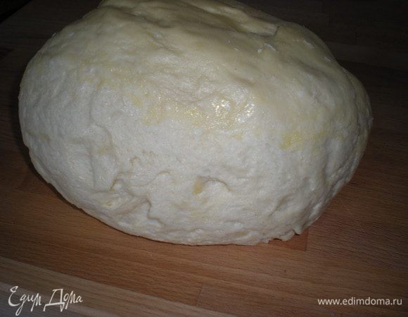 Тесто готово,осталось придумать начинку.