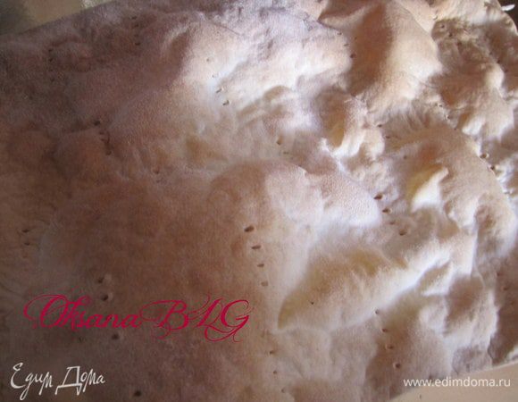 Накрыто коржом