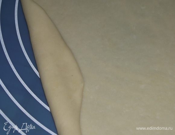 Раскатать как можно тоньше