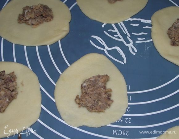 А если тесто осталось,то можно и вареники с печенкой налепить