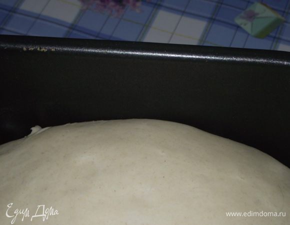 Все вкидываю в Хлебопечку и через 1ч30минут получаю отличное тесто.Если ХП нет,то замешиваем все в ручную и ставим на полтора часа на поднятие теста
