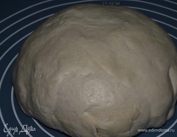 И вот наше тесто готово,пора лепить чудо пирожки 