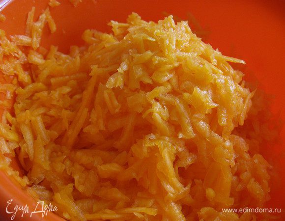 Для начинки:
натереть тыкву на терке