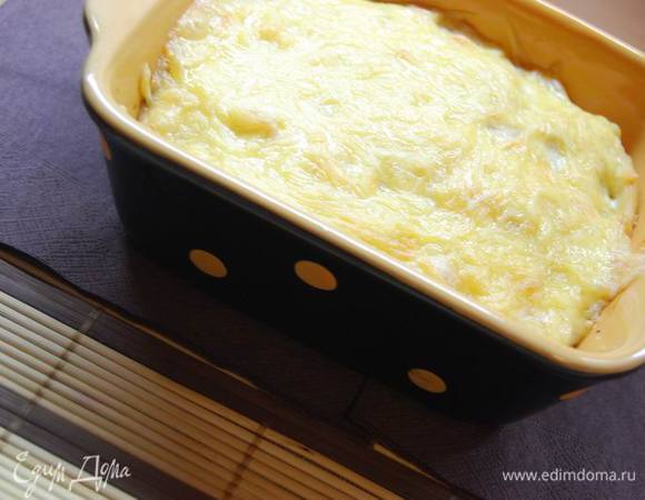 Запекаем в разогретой духовке при 170-180 градусах около 20 минут.
