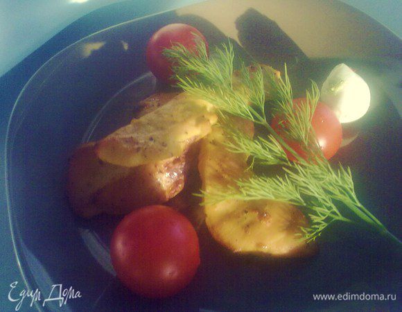 Выкладываем мясо на противень и готовим при 180-200 градусах 20-30 минут. Приятнейшего аппетита!=)