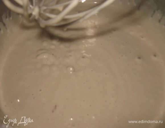 Замесить тесто из перечисленных ингридиентов( кроме какао)