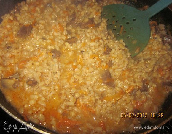 В конце я присыпала смесью приправ, положила перчик чили на 10мин.