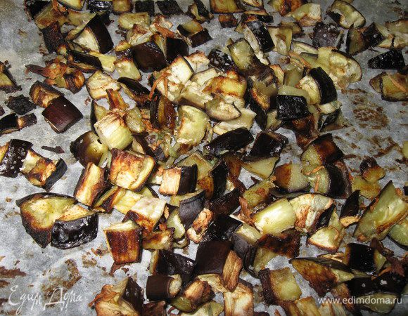 Ставим в духовку на 15-20 мин при 220 гр(перемешать пару раз).Вытаскиваем остужаем.