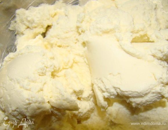 Творог смолоть в блендере в пасту,что бы не было крупинок