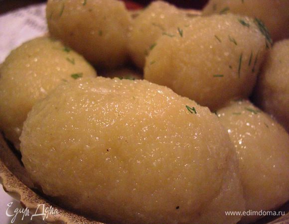 Вот и все! Если мясной фарш уже готовый из магазина, то уже за 1 час у вас на столе будут пахнуть 20 литовских цеппелинов с мясом!Очень вкусно и с другими начинками: с творогом, грибами и т. д. 