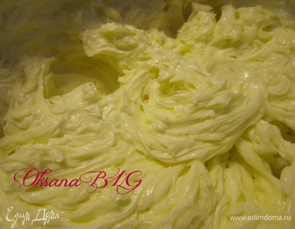 Приготовить масляный крем.