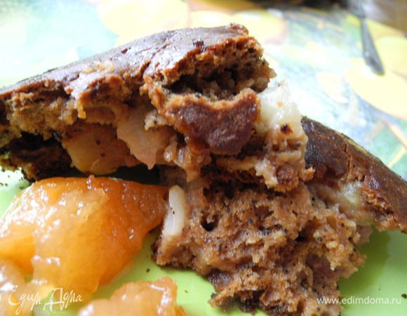 При подаче я разломала на кусочки и подавала с айвовым вареньем. Очень удачное сочетание оказалось)))