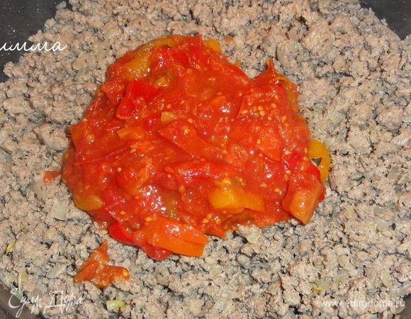 У меня уже готовая заправка собственного изготовления из томатов и перца.