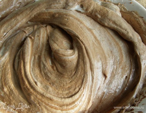 Смешаем обе смеси (аккуратно)