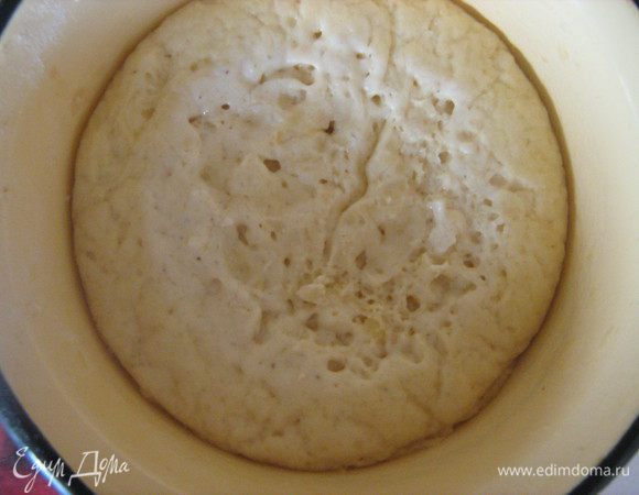 Поставить в теплое место, дать подняться.