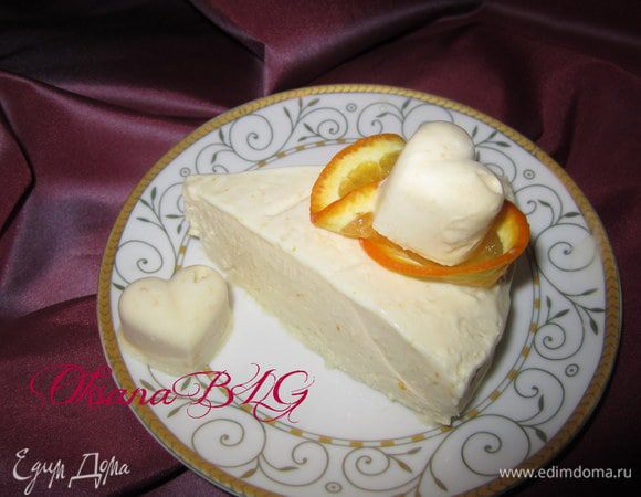 За час до подачи поставить в холодильник. Достать из формы. Порезать на кусочки.