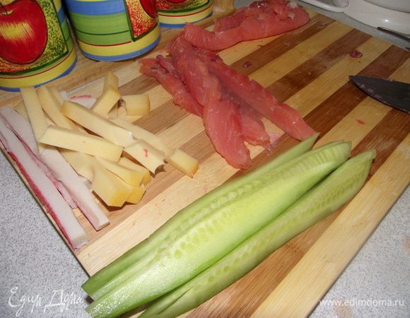 Все ингредиенты порезать.