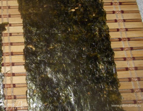 Лист капусты разорвать пополам