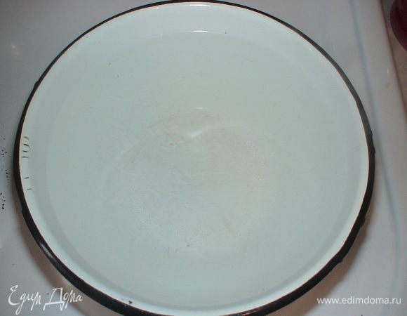 Приступаем к яйцам пашот=) Набираем мисочку воды и ставим на огонь. 