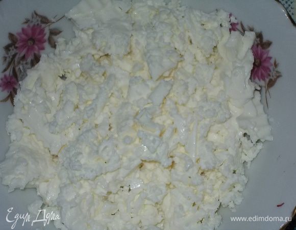 сыр размять вилкой