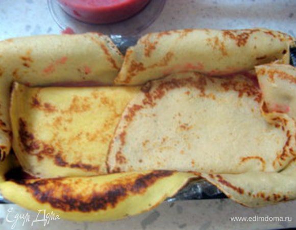 и сверху накрывать блинами. 