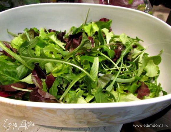 Листики выложить в большую и глубокую посуду :)))