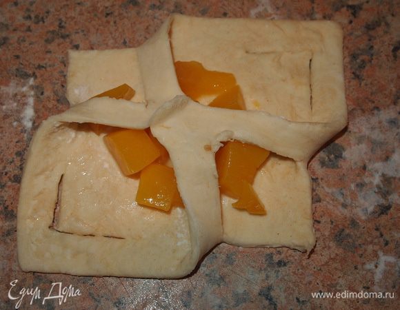 Защипнуть края.