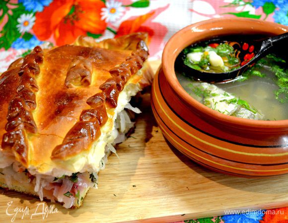 Разрезаем на порции и подаём с ухой или рыбным бульоном.