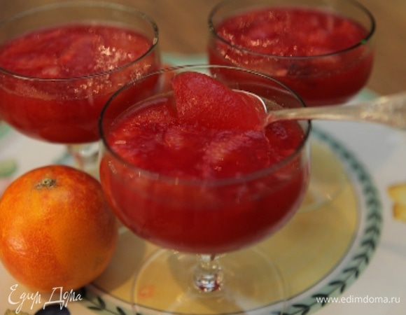 Отправить желе на 2 часа в холодильник.