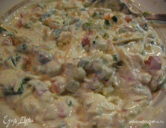 №1Ещё делаю творожники в рисовой бумаге...)
Творог,желтки,сыр,перчик красн.,жёёлт.,фасоль стр.,чуть песка и соли...