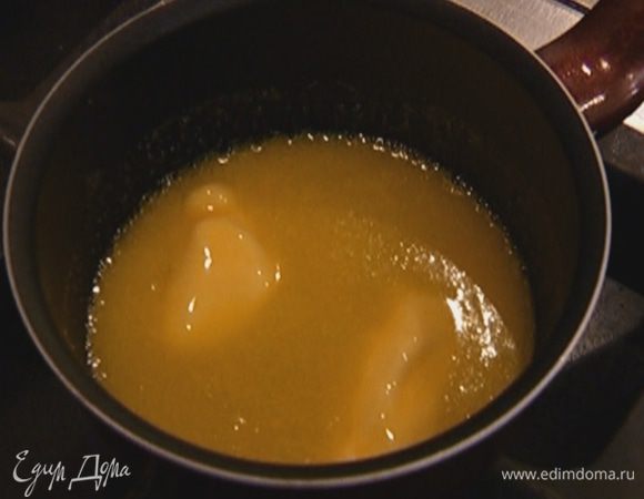 Сливочное масло растопить.