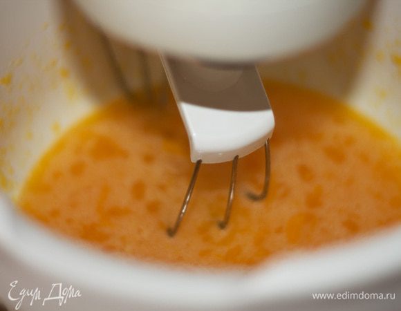 Добавить молоко