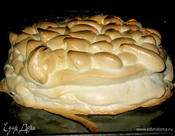 Запекается при 180-200гр.минут на 15-20.
Готов тортик...)