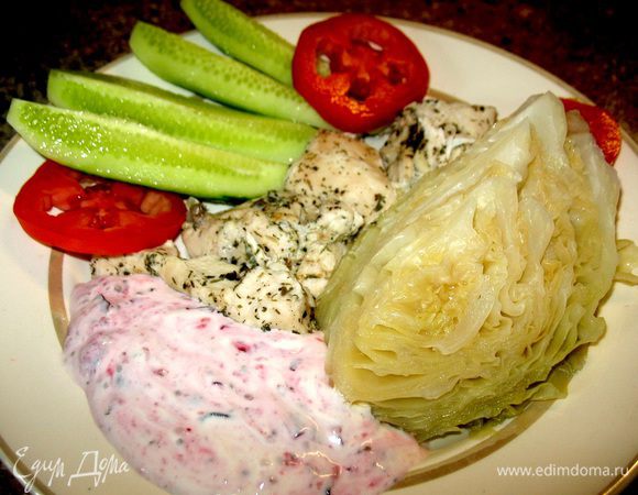 Готово!В сметану добавила ягоды чёрной смороды!!!!!