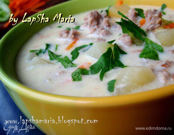 Готовый суп разлить по тарелкам, добавить свежую порубленную петрушку и можно наслаждаться. Приятного аппетита и с праздником ваших мужчин!