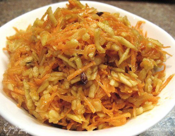 Морковь,яблоко,,масло подс.,уксус ябл.,соль,чуть песка.