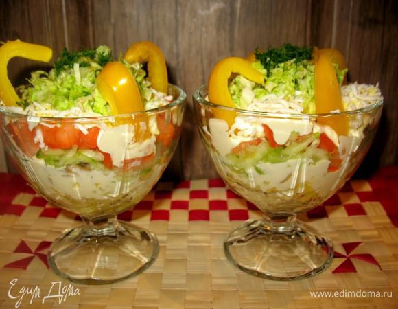 сверху украсить мелко порезанными укропом и петрушкой. 



- Скажите, а салат сегодняшний?
- Я вам больше скажу, он еще и завтрашний! 