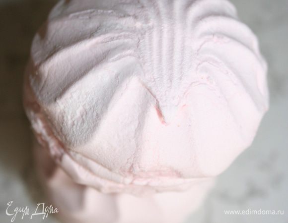 1 зефиринку и абрикосы нарезаем кубиками.