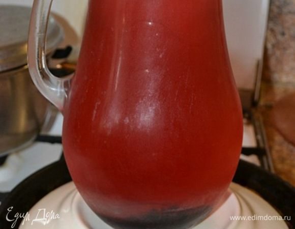 Жарю с 2х сторон под гнётом)за 20мин.до выключения добавила листья тимьяна.Жарить под прессом с каждой стороны по 20 мин. до готовности и образования вкусной корочки.