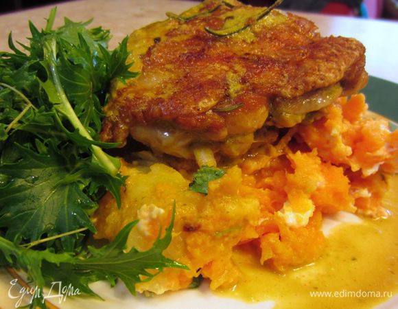 Этот картофель я подавал вместе с куриными бедрышками и салатом из зелени. Великолепный вкус, великолепный вид.