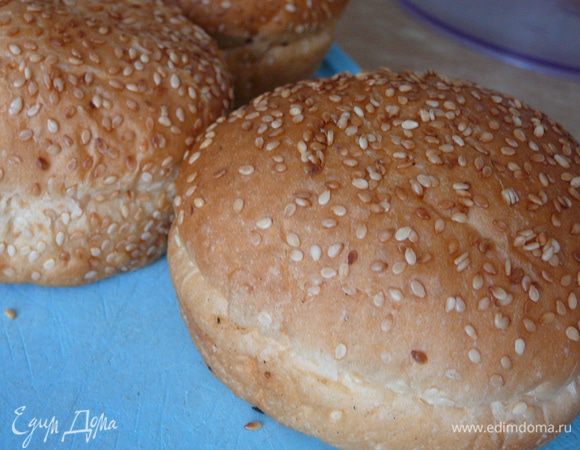 Подготовим булочки.