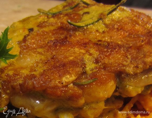 Эти бедрышки великолепно сочетаются с предыдущим блюдом - сладким картофелем с сыром Фета. 