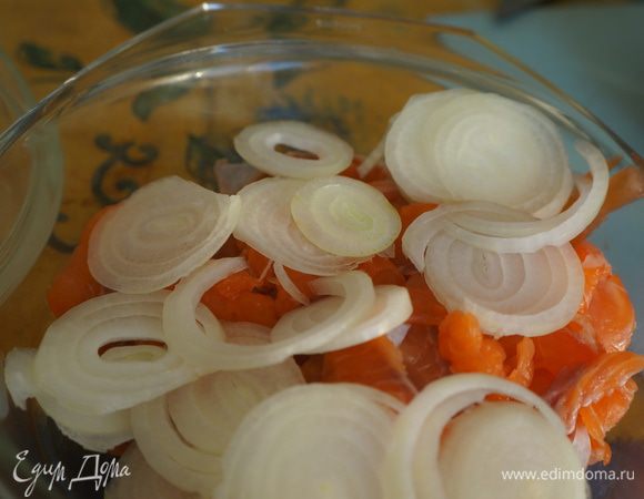 Выложить на рыбку.