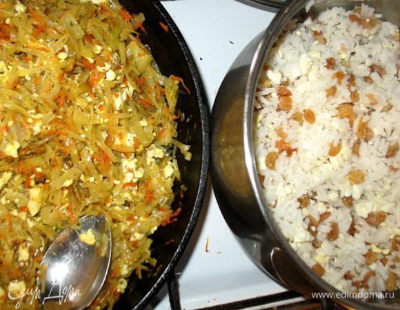 а)начинка :морковка,капуста,лук,яйца,зелень.
б) рис,изюм,яйца.