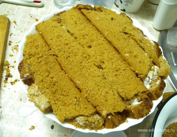 Полоски пропитать. Отправить в холодильник для застывания. 