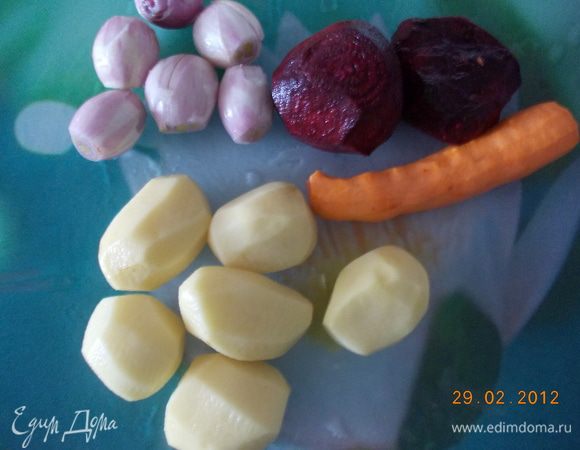 Овощи почистить.